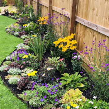 17 Stunning Flower Bed Ideas to Transform Your Garden 17 Stunning Flower Bed Ideas to Transform Your Garden