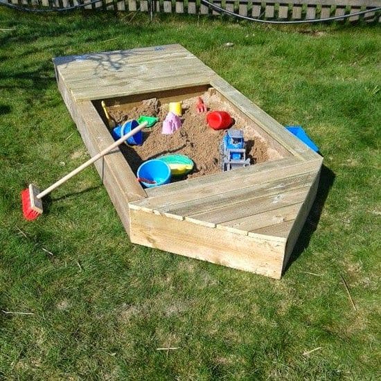 Brilliant Covered Sandbox with Built-In Bench